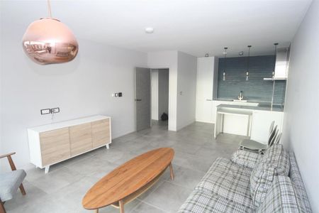 1 bedroom apartment to rent - Photo 2