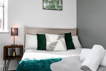 1 bedroom in a house share to rent - Photo 3