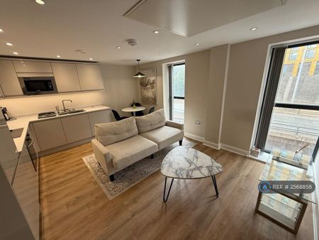 1 bedroom flat to rent - Photo 3