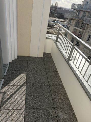 Location Appartement 2 pièces 42m² LE BLANC MESNIL 93150 - Photo 4