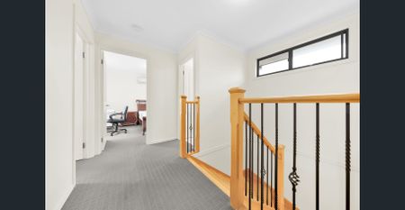 Fully Furnished Comfortable Living - Photo 4