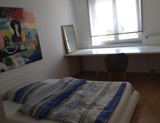 Reihenendhaus mit Terrasse und Garten in Merheim - Foto 1