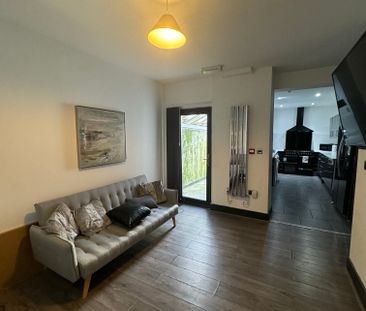 Toft Street Room 4 - Photo 4