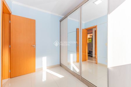 Apartamento com 2 quartos e 44m² para alugar em Humaitá, Porto Alegre. - Photo 3