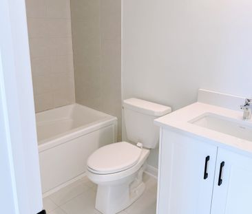 For Lease - 1235 Creekway Private, Kanata, Ontario - Photo 3