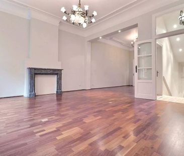 Herenhuis te huur in Elsene voor € 9.150 met 5 slaapkamers - Photo 2