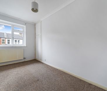 Maisonette to rent - Admaston Road, London, SE18 - Photo 3