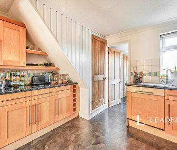 2 bedroom terraced house to rent - Photo 5