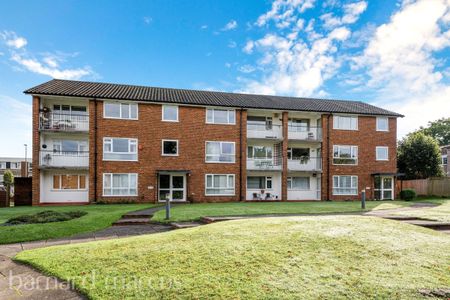 Woodcote Road, WALLINGTON - Photo 4