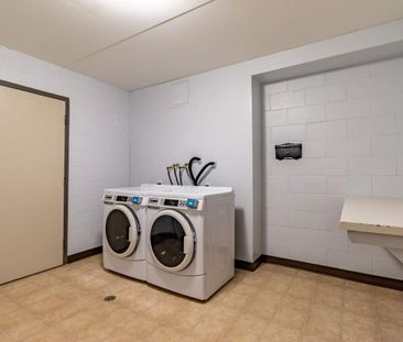 Cambridge Heights Apartments - ALL INCLUSIVE - Photo 3