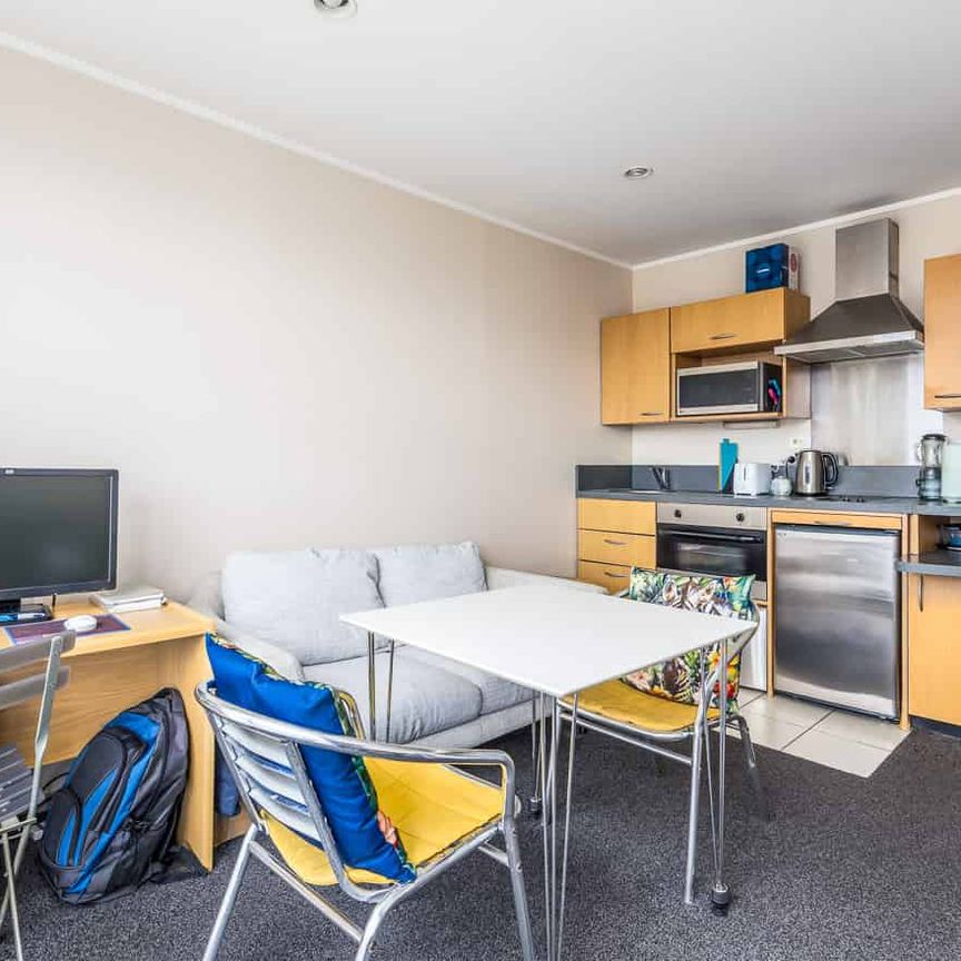 CBD Outlook - Two-Beddy with City Views - Photo 1