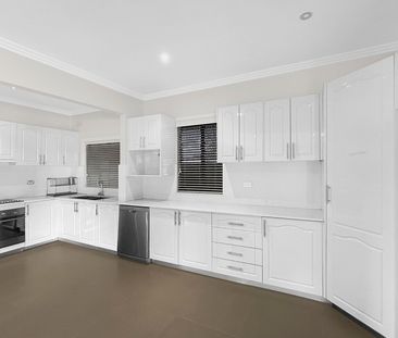 Spacious Family Home in Quiet Location - Photo 5