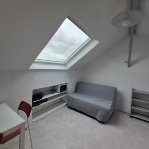 Location Appartement 1 pièce 13m² MONS EN BAROEUL 59370 - Photo 2