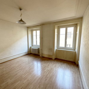 Appartement 3 pièces - Rue de la Serre 103 - La Chaux-de-Fonds - Photo 2