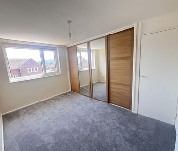 South Court, Sherborne, Sherborne - Photo 3