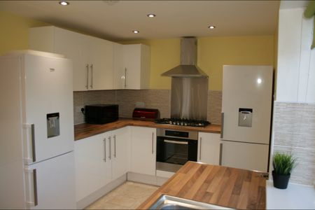 Room in a Shared House, The Headlands, CV5 - Photo 5