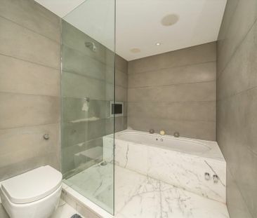 Fairmont Avenue Canary Wharf, E14 - Photo 4