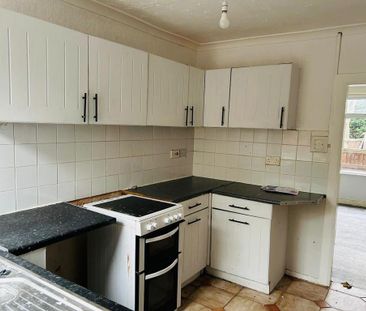 2 bedroom terraced house to rent - Photo 5