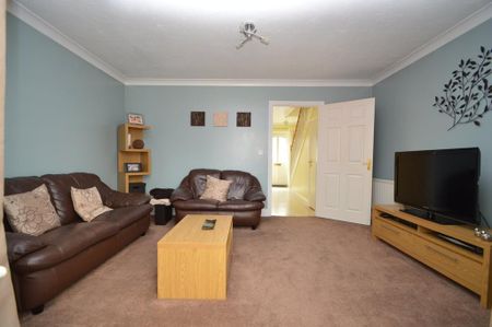 3 bedroom link detached house to rent - Photo 2