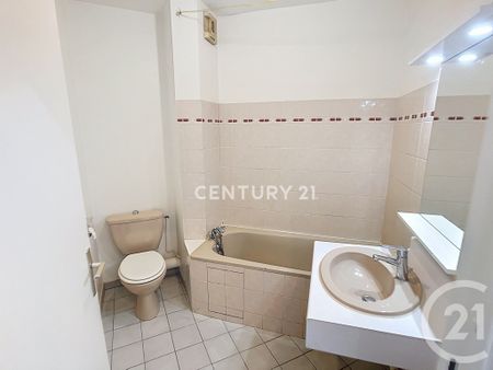 Location Appartement 2 pièces 48m² AUBAGNE 13400 - Photo 4