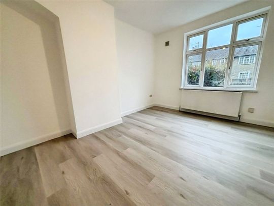 Bentworth Road, London, W12 7AA - Photo 1