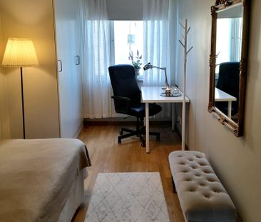 Skidskyttevägen, Hägersten - Photo 1