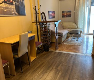 Studio/Γκαρσονιέρα για ενοικίαση - Κυψέλη, - Φωτογραφία 2