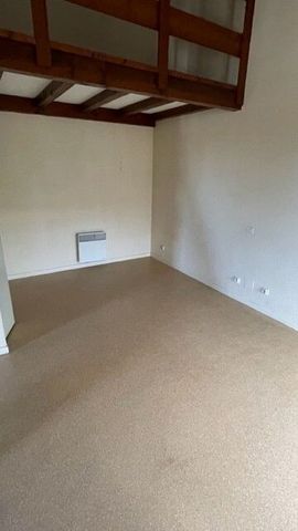 Location Appartement 1 pièce 46m² MONT DE MARSAN 40000 - Photo 5