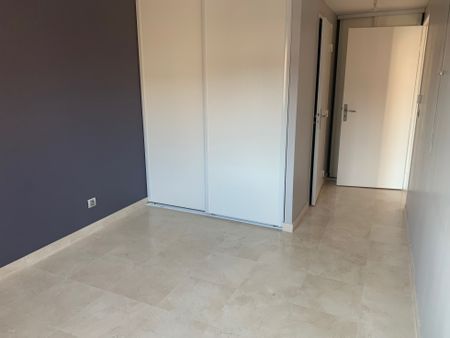 Appartement - Aix-En-Provence (13100) - 60 m² - - Photo 2