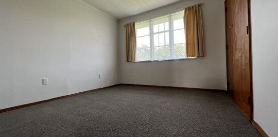 228 Egmont Street, Patea, South Taranaki, Taranaki 4520 - Photo 2