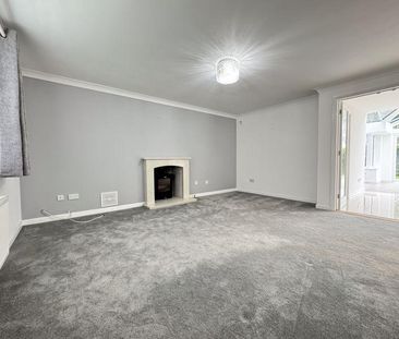 4 bedroom detached house to rent - Photo 2