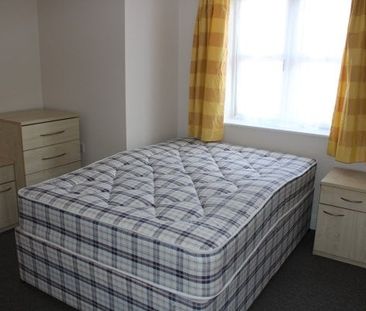 Maddalena House, Hill Lane - Photo 2