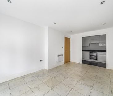 1 bedroom property to rent - Photo 2