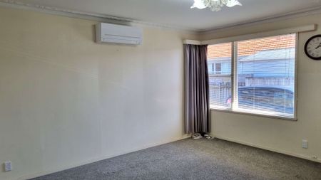 Nice and tidy 3 bedroom unit with 1 bathroom - Photo 5