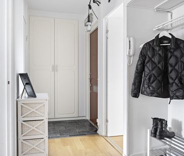 Topasgatan, Västra Frölunda - Photo 1