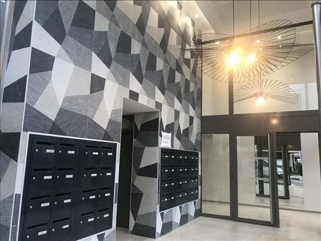 3 pièces - 64,56 m² - 4ème étage - Colocation non autorisée - Photo 4