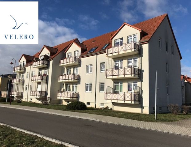 Newly renovated 2-room apartment with balcony in a good location - Foto 1