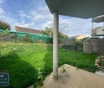 Location Appartement 2 pièces 50m² SABLE SUR SARTHE 72300 - Photo 6