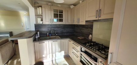 Location Appartement 2 pièces 48m² ANTIBES 06600 - Photo 4