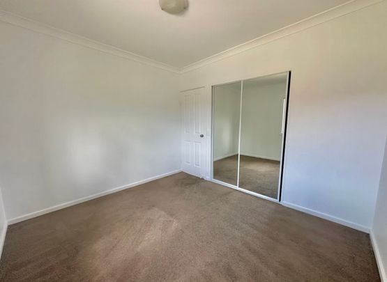 Lovely Flat with Carport&excl; - Photo 1