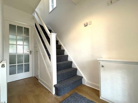 2 bedroom semi-detached house to rent - Photo 2