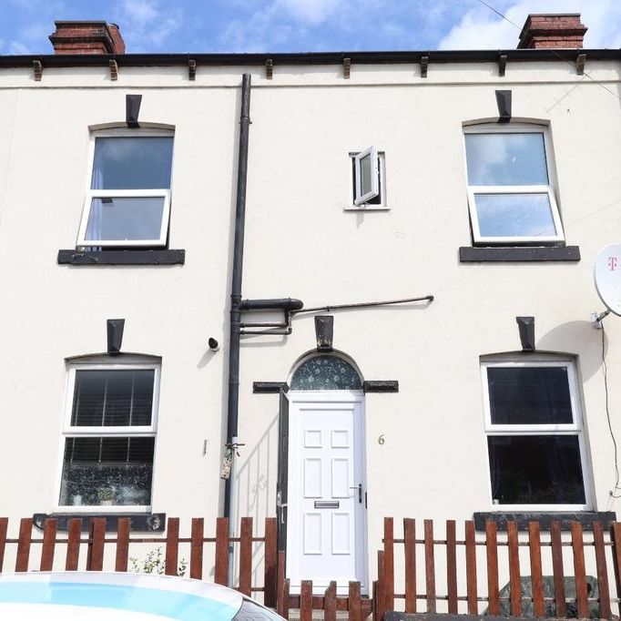 2 bedroom terraced house to rent - Photo 1
