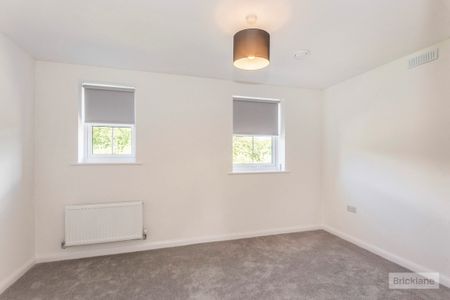 Pumpkin close, Northampton - Photo 2