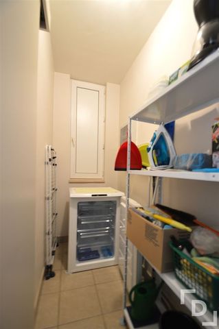 Ruim appartement met 3 slaapkamers en garage te huur in centrum Ieper - Foto 5