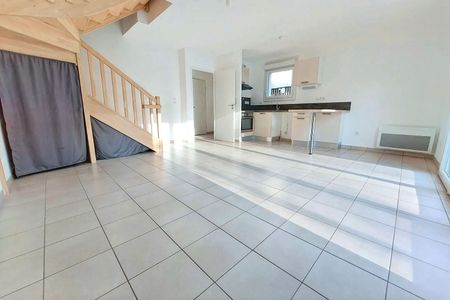 Location Maison 5 pièces 90m² - Photo 4