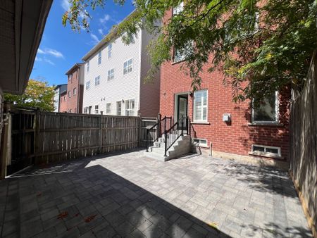 For Lease - 262 Gatwick Drive, Oakville, Ontario - Photo 5