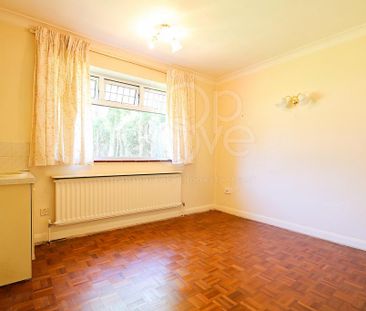 House share to rent - Photo 4