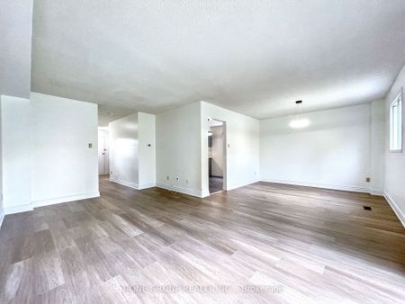For Lease - 4485 Jenkins Crescent, Mississauga, Ontario - Photo 4