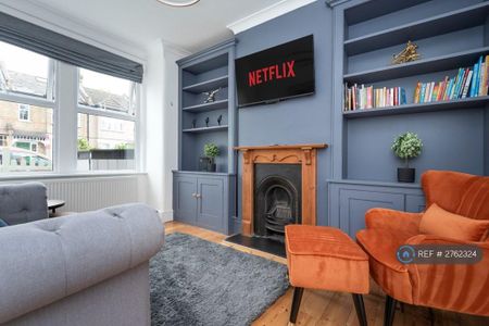 3 bedroom terraced house to rent - Photo 2