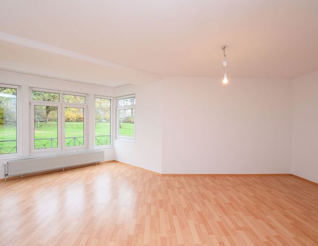 Voraussetzung: Ü50! Frisch renovierte 2-Zimmer-Wohnung im Westlichen Ringgebiet! - Photo 1